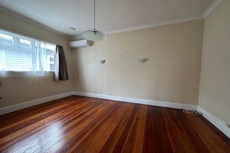 Photo of property in 19 Elizabeth Street, Petone, Lower Hutt, 5012