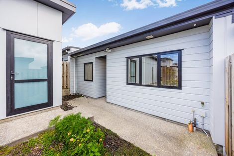 Photo of property in 7 Kapuarangi Lane, Papakura, 2110