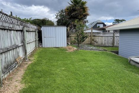 Photo of property in 4b Queen Road, Bellevue, Tauranga, 3110