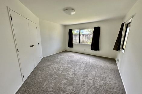 Photo of property in 2/45 Deep Creek Road, Waiake, Auckland, 0630