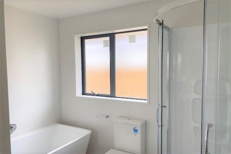 Photo of property in 5 Woodford Avenue, Woodend, 7610