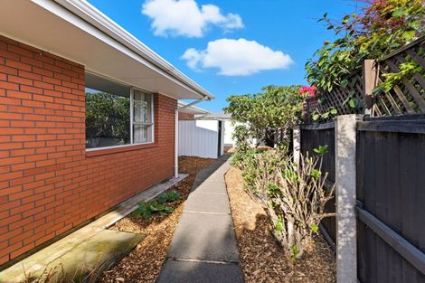 Photo of property in 5c Gilmore Place, Burnside, Christchurch, 8053