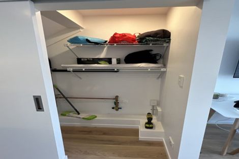 Photo of property in 4 Titoki Close, Matakana, 0985