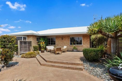 Photo of property in 24 Ohiwa Parade, Ohope, 3121