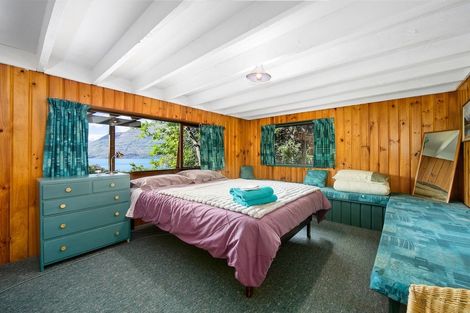 Photo of property in 44 Arawata Terrace, Sunshine Bay, Queenstown, 9300