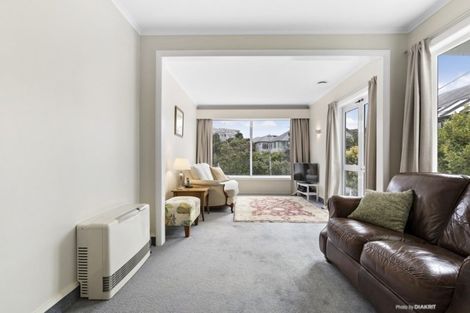 Photo of property in 122 Homebush Road, Khandallah, Wellington, 6035