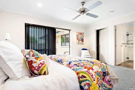 Photo of property in 12 Ludlow Place, Pukekohe, 2120