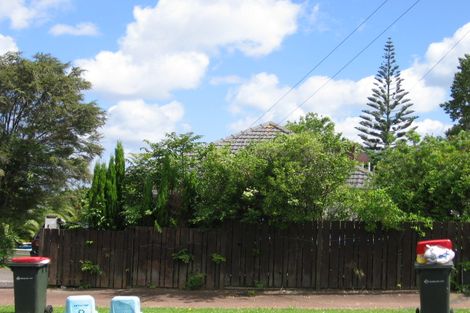 Photo of property in 2/9 Victor Street, Avondale, Auckland, 1026