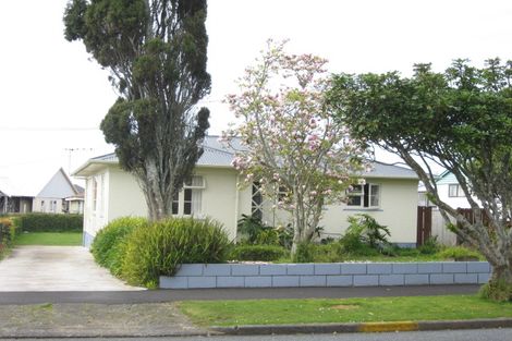 Photo of property in 27 Drake Street, Vogeltown, New Plymouth, 4310