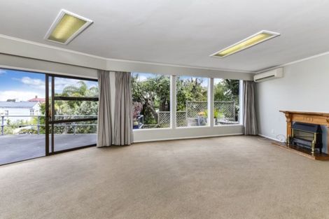 Photo of property in 9 Garden Terrace, Devonport, Auckland, 0624