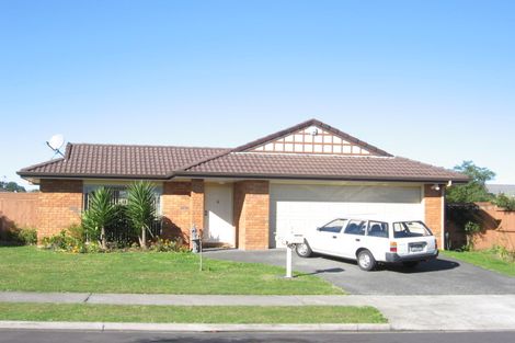 Photo of property in 43 Sandwick Drive, Weymouth, Auckland, 2103