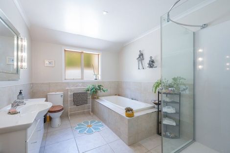 Photo of property in 16 Springlea Heights, Atawhai, Nelson, 7010