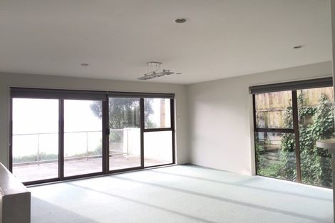 Photo of property in 48 Whitby Crescent, Mairangi Bay, Auckland, 0630