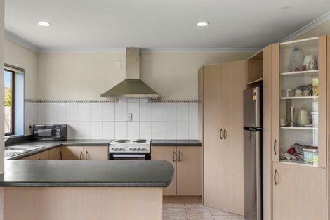 Photo of property in 155 Evans Road, Papamoa Beach, Papamoa, 3118