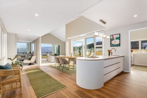 Photo of property in 28 Te Hoiere Street, Aotea, Porirua, 5024