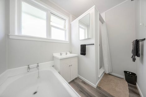 Photo of property in 110 Quintin Drive, Te Anau, 9600