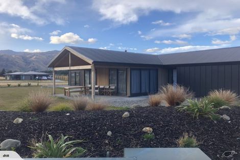 Photo of property in 24 Grandview Road, Lake Hawea, 9382