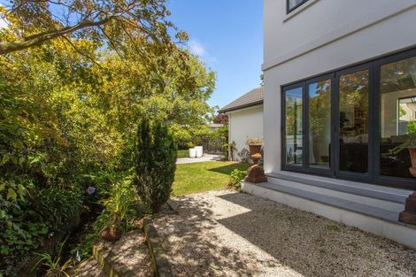 Photo of property in 97b Fendalton Road, Fendalton, Christchurch, 8014