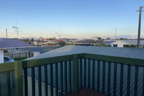 Photo of property in 2 Mcpherson Drive, Morrinsville, 3300