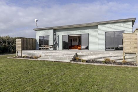 Photo of property in 428 Coast Road, Warea, New Plymouth, 4381