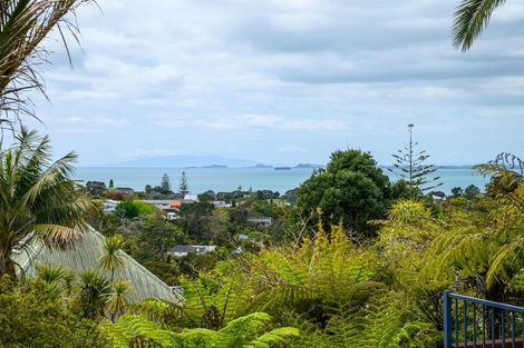 Photo of property in 16 Braemar Road, Castor Bay, Auckland, 0620