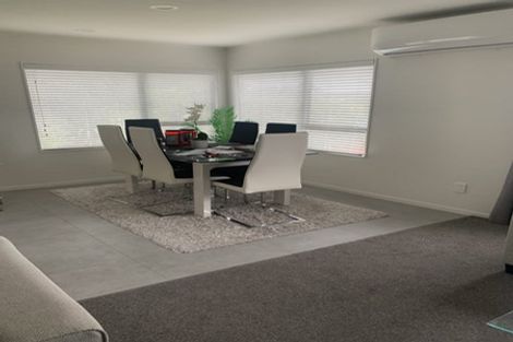 Photo of property in 21 Gala Place, Henderson, Auckland, 0612