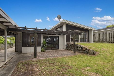 Photo of property in 92 Marsden Point Road, Ruakaka, 0116