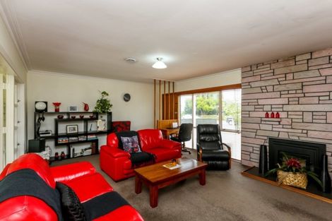 Photo of property in 36a Turakina Street, Merrilands, New Plymouth, 4312