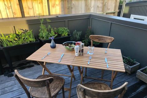 Photo of property in 3 Armour Avenue, Mount Victoria, Wellington, 6011