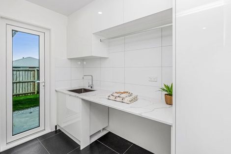 Photo of property in 2 Beckford Way, Rolleston, 7614