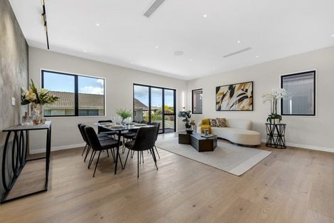 Photo of property in 202 Clovelly Road, Bucklands Beach, Auckland, 2012