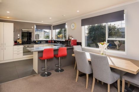 Photo of property in 2 Lynley Crescent, Blenheim, 7201