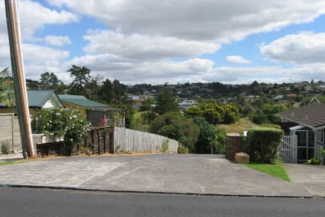 Photo of property in 2/41 Glencoe Road, Browns Bay, Auckland, 0630