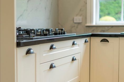 Photo of property in 29 Padnell Crescent, Paparangi, Wellington, 6037