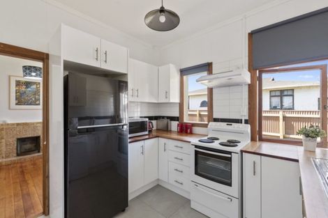 Photo of property in 10 Liverpool Street, Levin, 5510