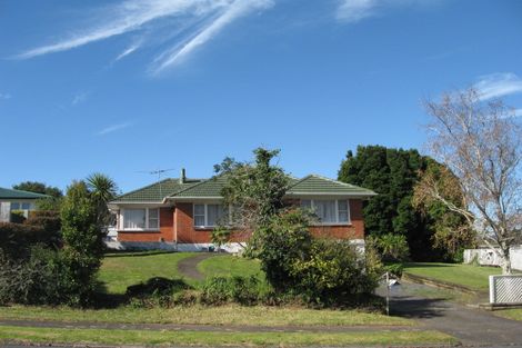 Photo of property in 75 La Trobe Street, Pakuranga Heights, Auckland, 2010