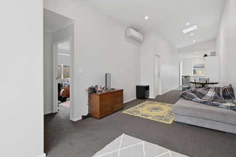 Photo of property in 18a Komata Crescent, Papamoa Beach, Papamoa, 3118
