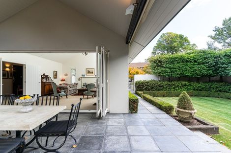 Photo of property in 3 Caccia Birch Lane, Hokowhitu, Palmerston North, 4410