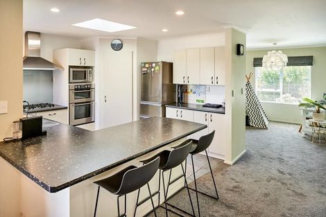 Photo of property in 191 Tirohanga Road, Tirohanga, Lower Hutt, 5010