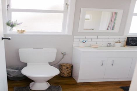 Photo of property in 15 Tasman Street, Havelock North, 4130