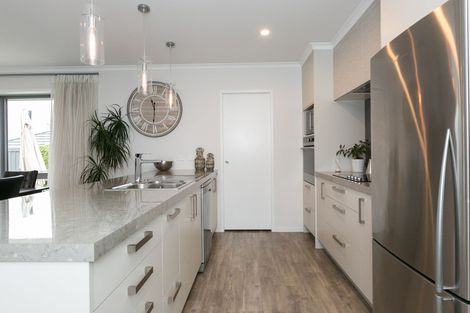 Photo of property in 19 Percy Berry Place, Havelock North, 4130