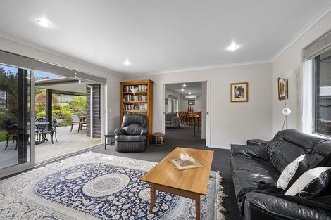 Photo of property in 572 Carrington Road, Hurworth, New Plymouth, 4371