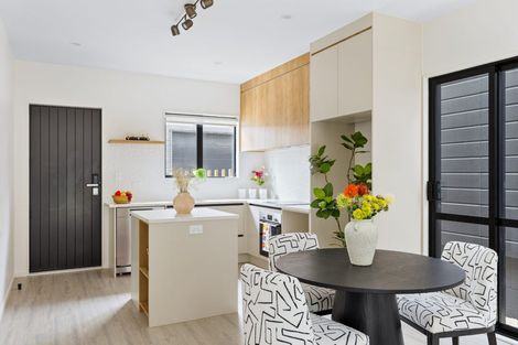 Photo of property in 108d Taikata Road, Te Atatu Peninsula, Auckland, 0610