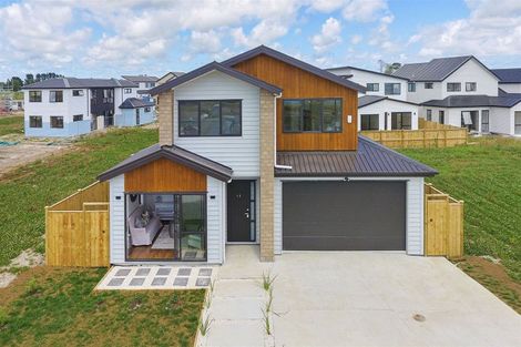 Photo of property in 13 Kaitiaki Drive, Clarks Beach, 2122