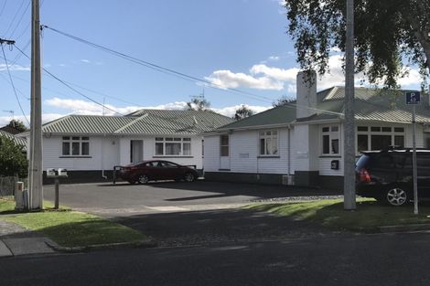 Photo of property in 74 Tenth Avenue, Tauranga, 3110