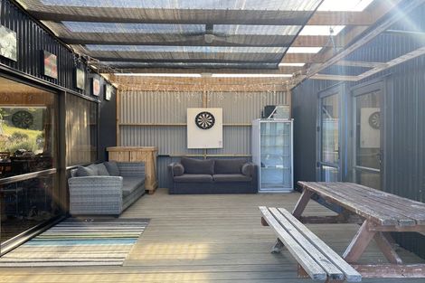 Photo of property in 11 Carrickfergus Street, Waikawa, Tokanui, 9884