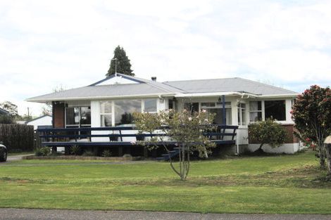 Photo of property in 8 Gear Street, Utuhina, Rotorua, 3015