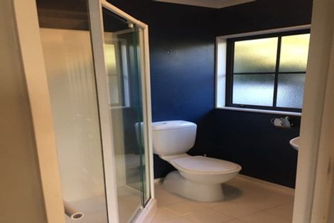 Photo of property in 1a Roy Street, Tawa, Wellington, 5028