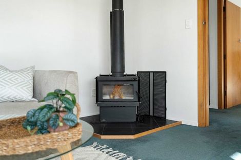 Photo of property in 10 Seymour Street, Hornby, Christchurch, 8042