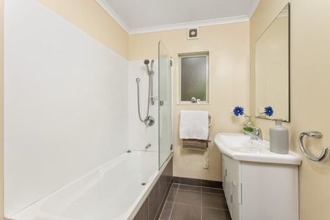 Photo of property in 6/61 The Avenue, Albany, Auckland, 0632
